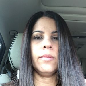 Meet your Posher, Dennisse